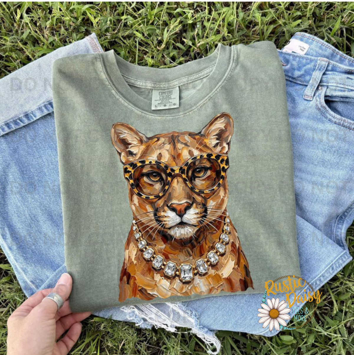 Glam Cougar
